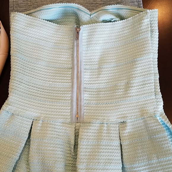 Gianni Bini Strapless Dress - Picture 5 of 8